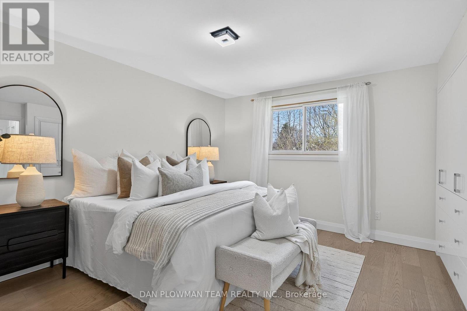 386 Grange Court, Oshawa, Ontario  L1G 7J1 - Photo 19 - E13095444