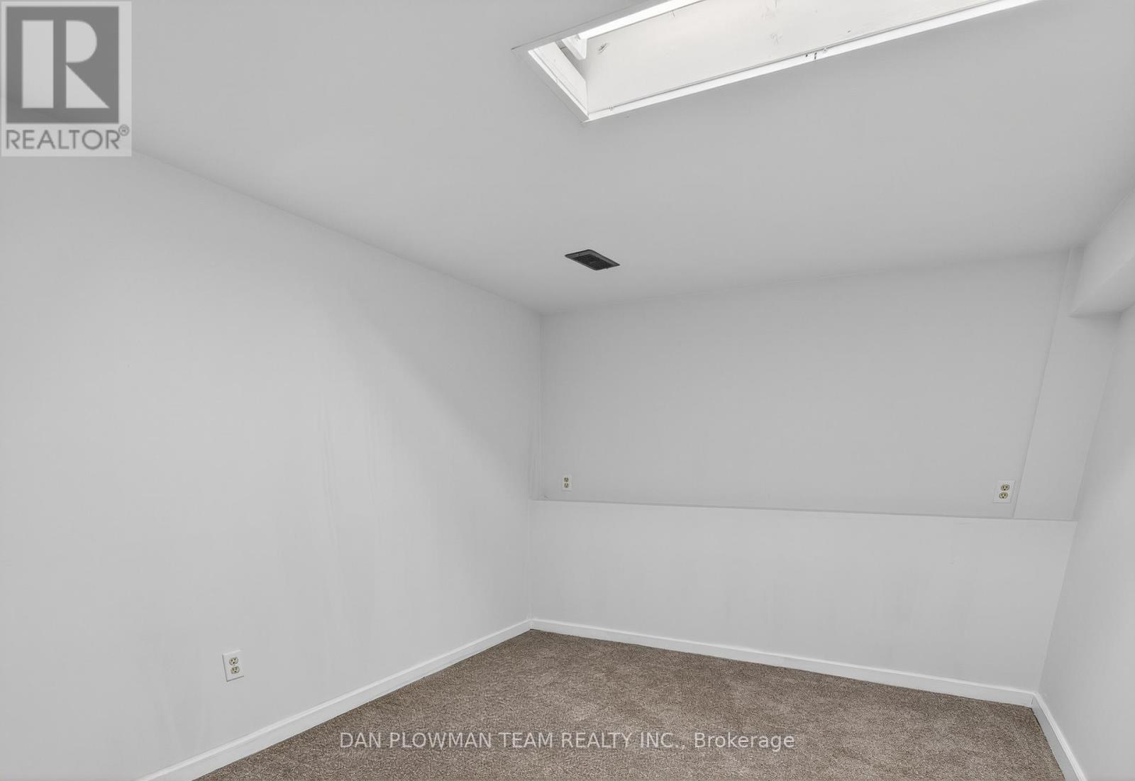 386 Grange Court, Oshawa, Ontario  L1G 7J1 - Photo 38 - E13095444