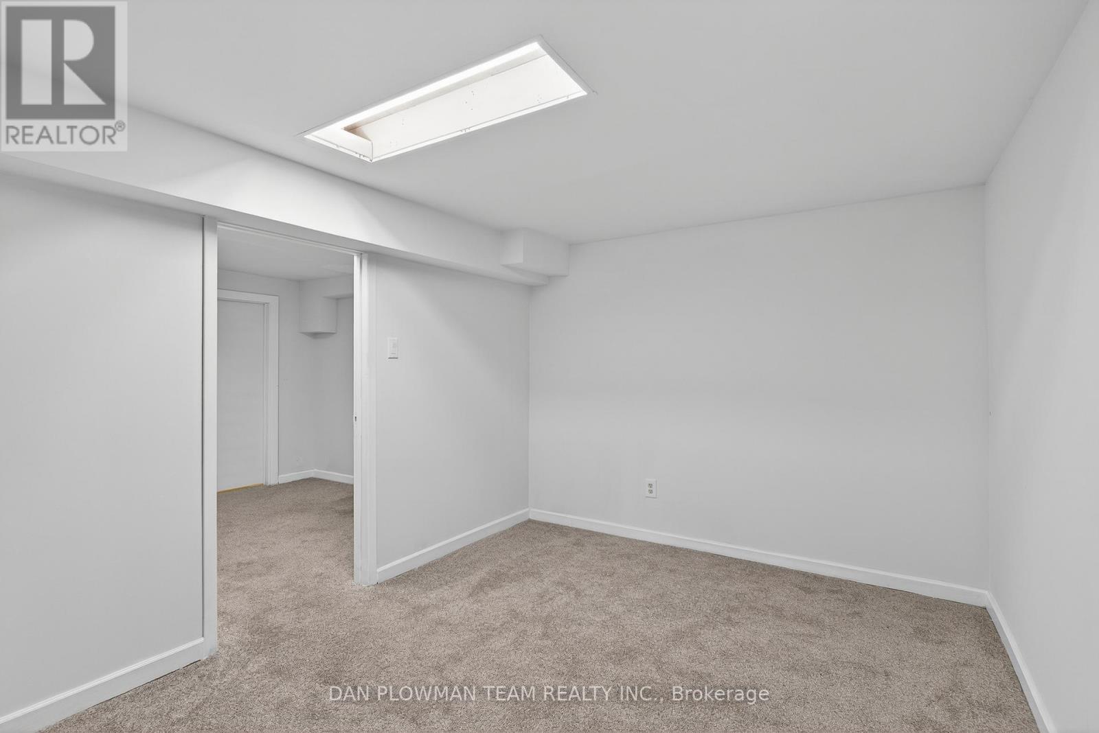 386 Grange Court, Oshawa, Ontario  L1G 7J1 - Photo 39 - E13095444