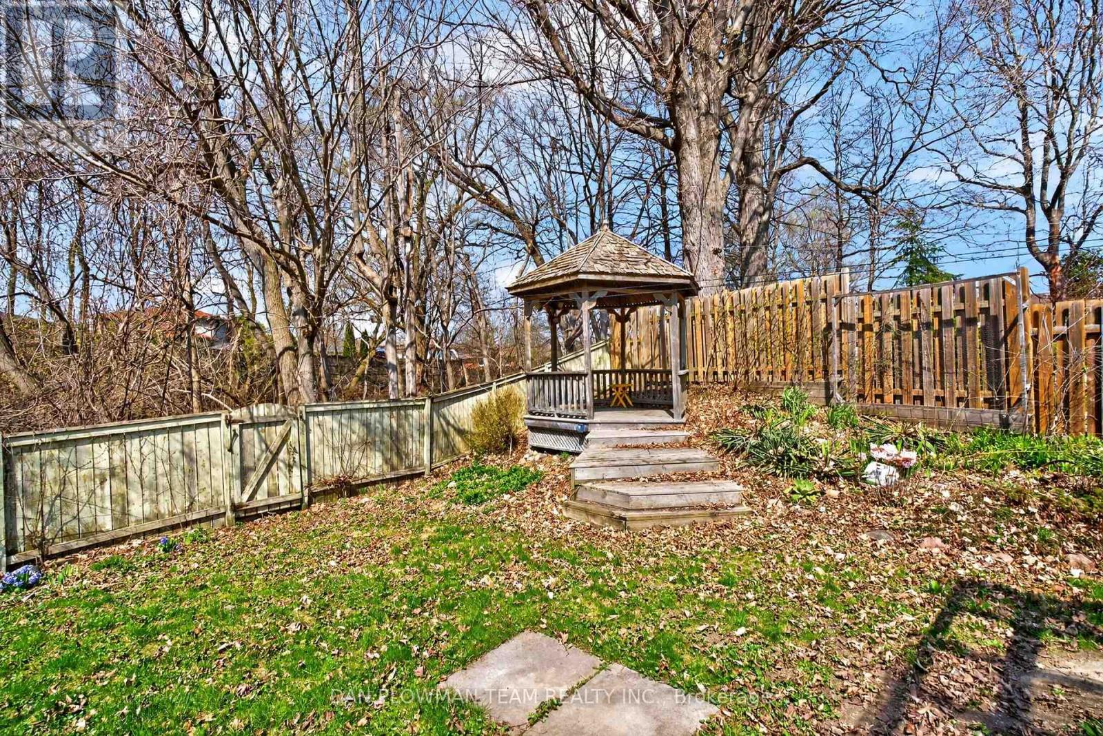 386 Grange Court, Oshawa, Ontario  L1G 7J1 - Photo 45 - E13095444