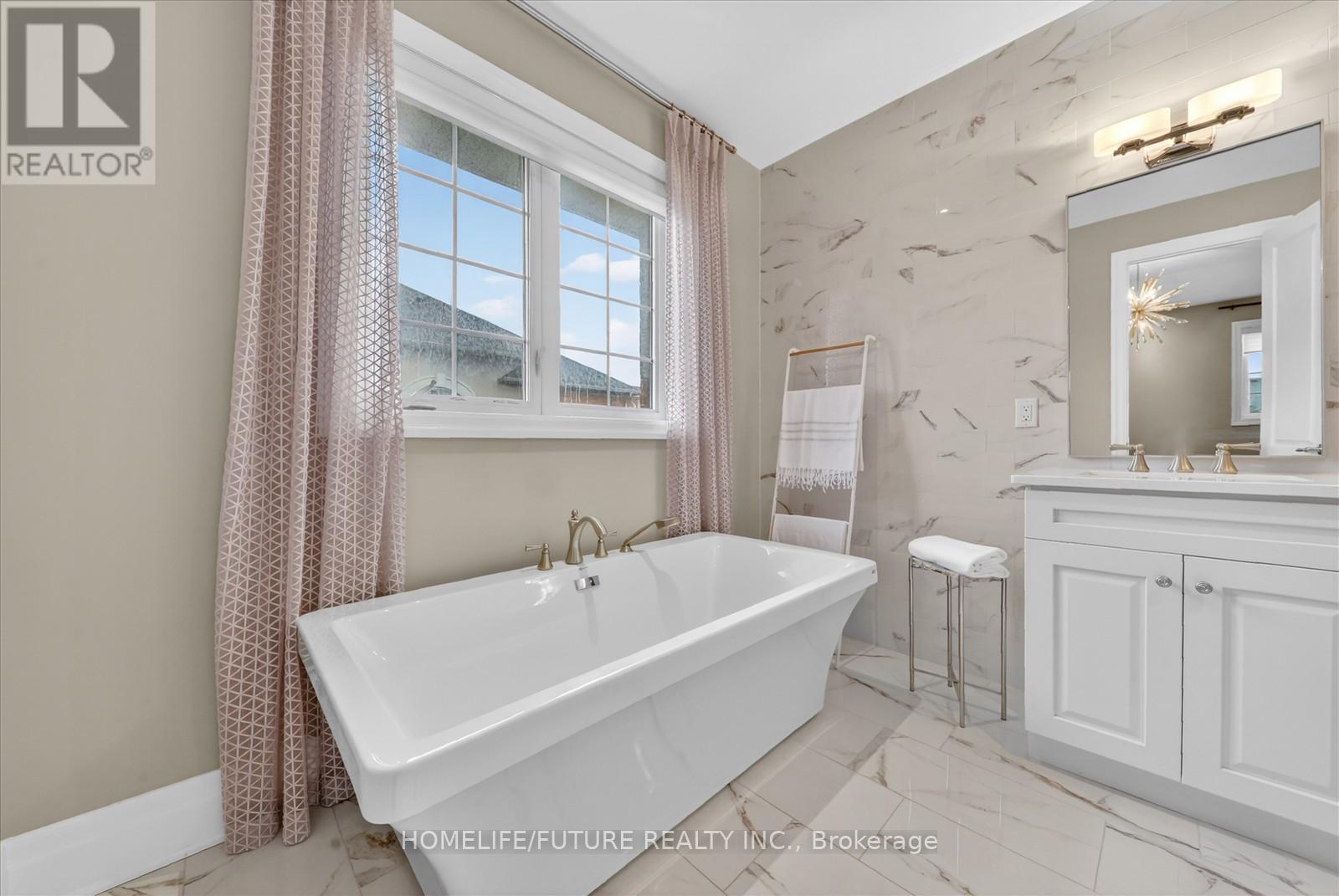 1159 Dragonfly Avenue, Pickering, Ontario  L1X 0G1 - Photo 40 - E13095510