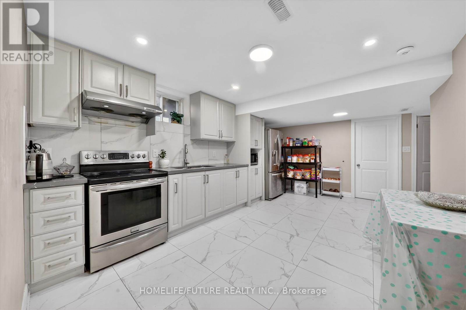 1159 Dragonfly Avenue, Pickering, Ontario  L1X 0G1 - Photo 45 - E13095510