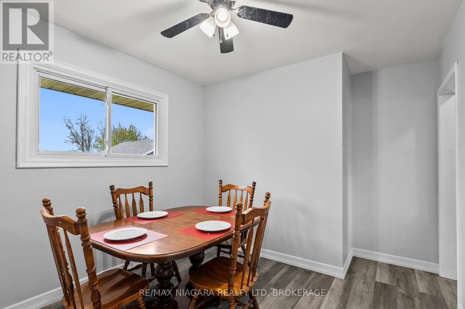 25 Bosnich Avenue, Welland, Ontario  L3C 2W6 - Photo 20 - X13095562