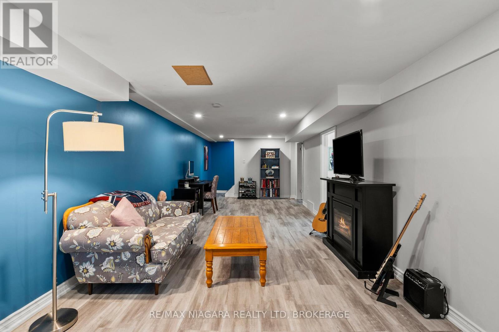 25 Bosnich Avenue, Welland, Ontario  L3C 2W6 - Photo 28 - X13095562