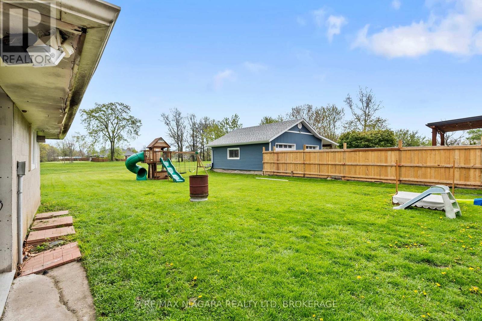 25 Bosnich Avenue, Welland, Ontario  L3C 2W6 - Photo 42 - X13095562