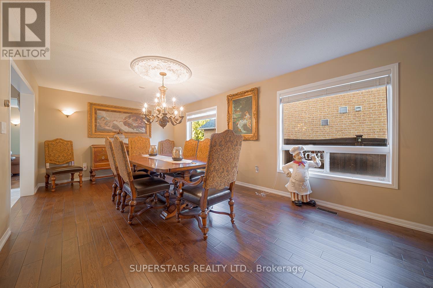 166 Worthington Avenue, Richmond Hill, Ontario  L4E 4N7 - Photo 10 - N13095436