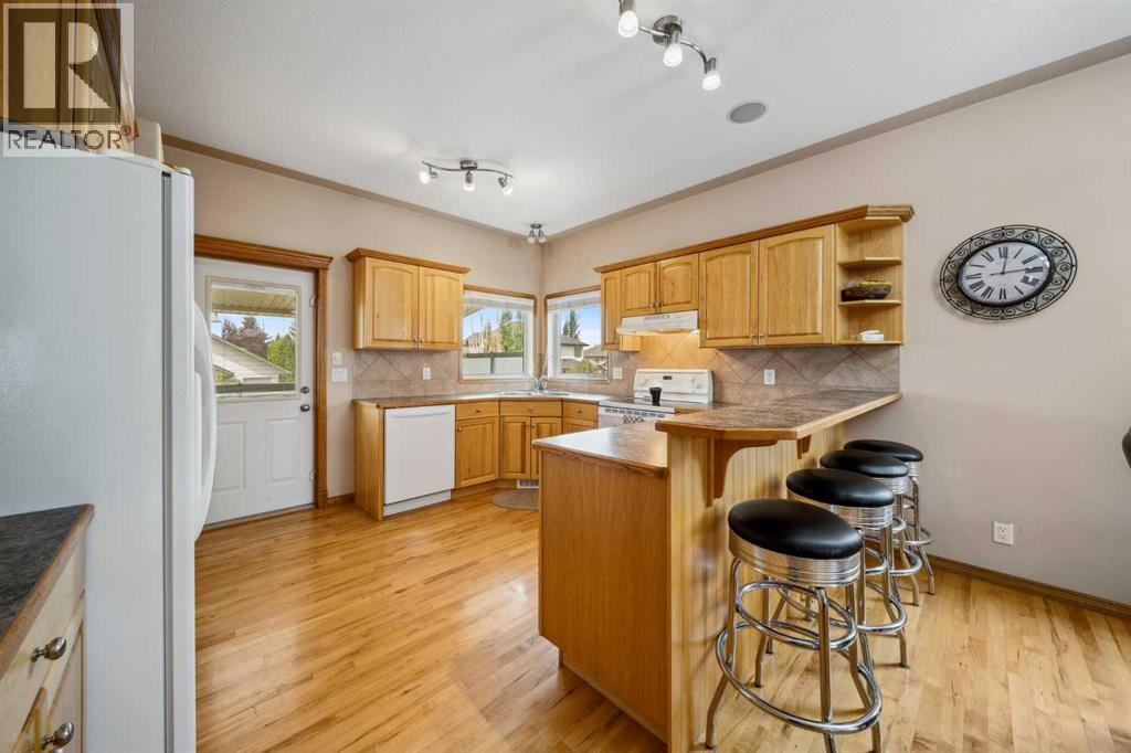 69 Alberts Close, Red Deer, Alberta  T4R 3J7 - Photo 9 - A2279627