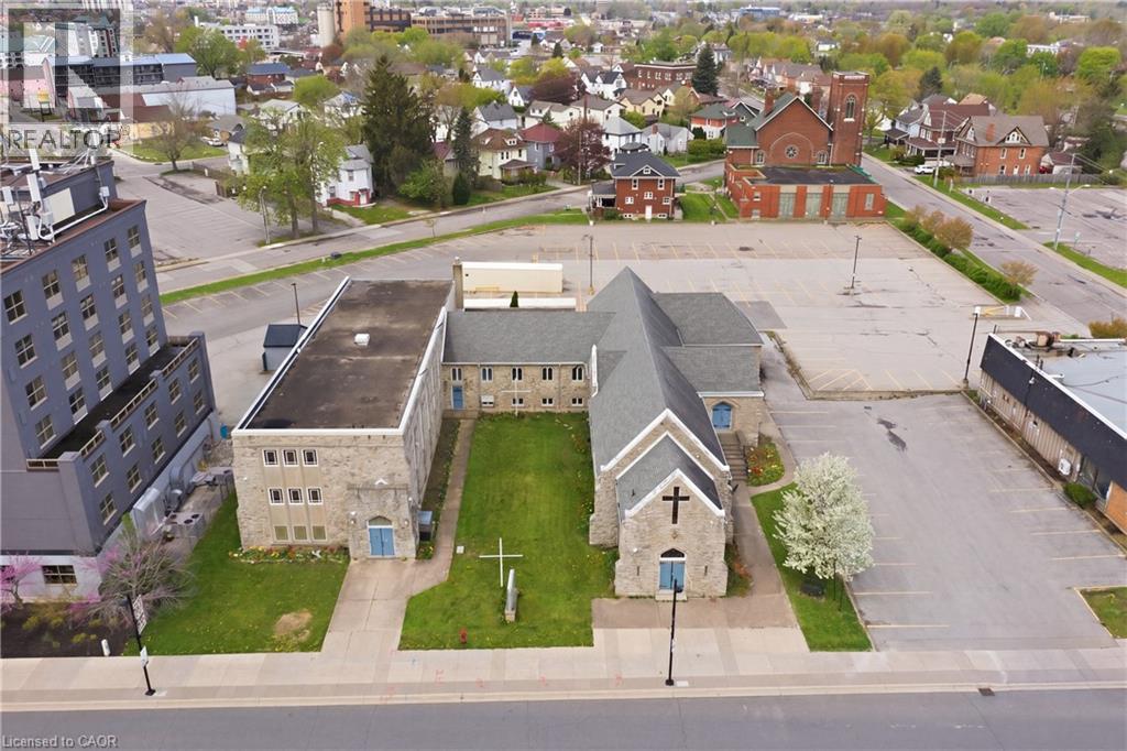 5485 Victoria Street, Niagara Falls, Ontario  L2G 3L3 - Photo 1 - 40827964
