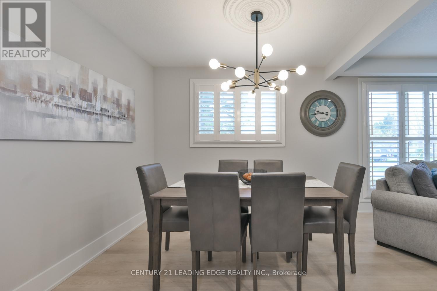 207 Yeates Avenue, Barrie (Painswick North), Ontario  L4N 4C5 - Photo 13 - S13095402