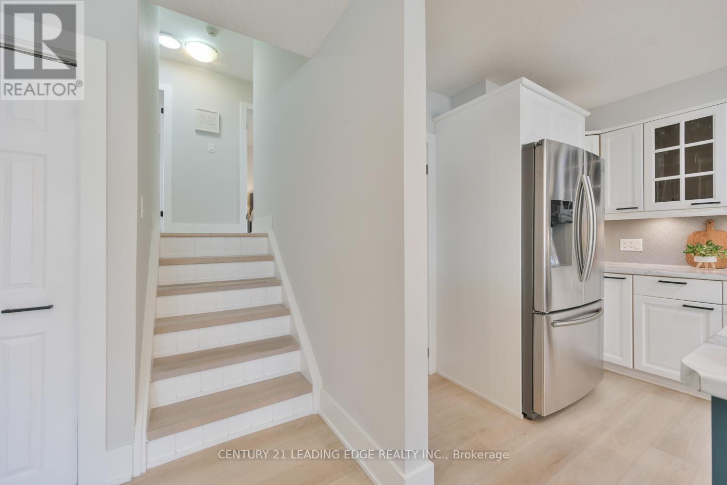 207 Yeates Avenue, Barrie (Painswick North), Ontario  L4N 4C5 - Photo 16 - S13095402