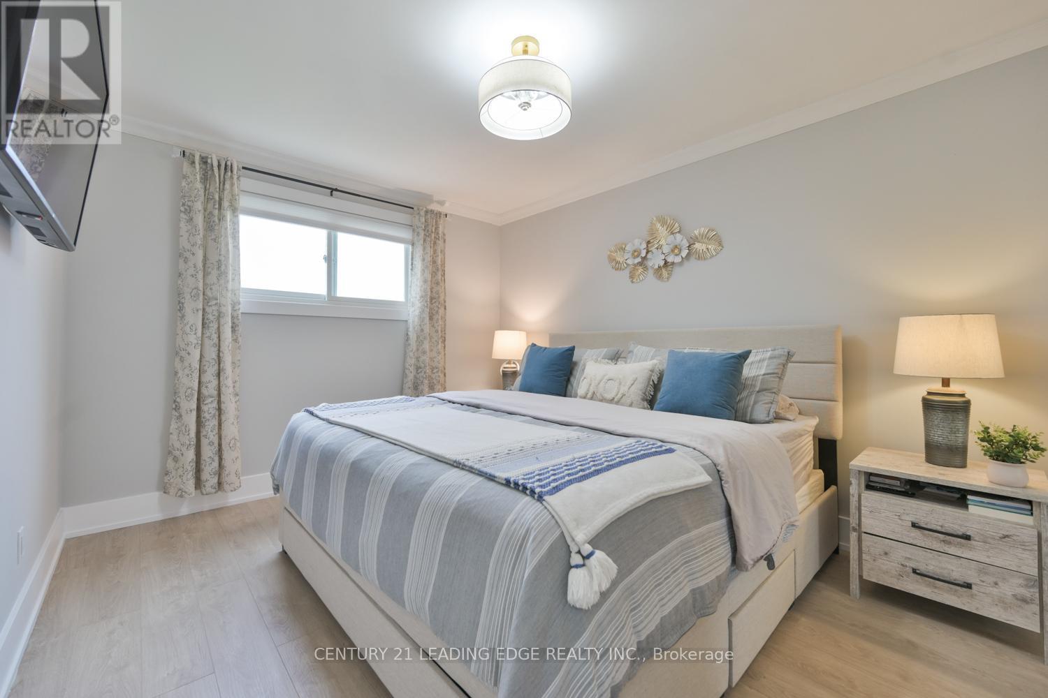 207 Yeates Avenue, Barrie (Painswick North), Ontario  L4N 4C5 - Photo 18 - S13095402