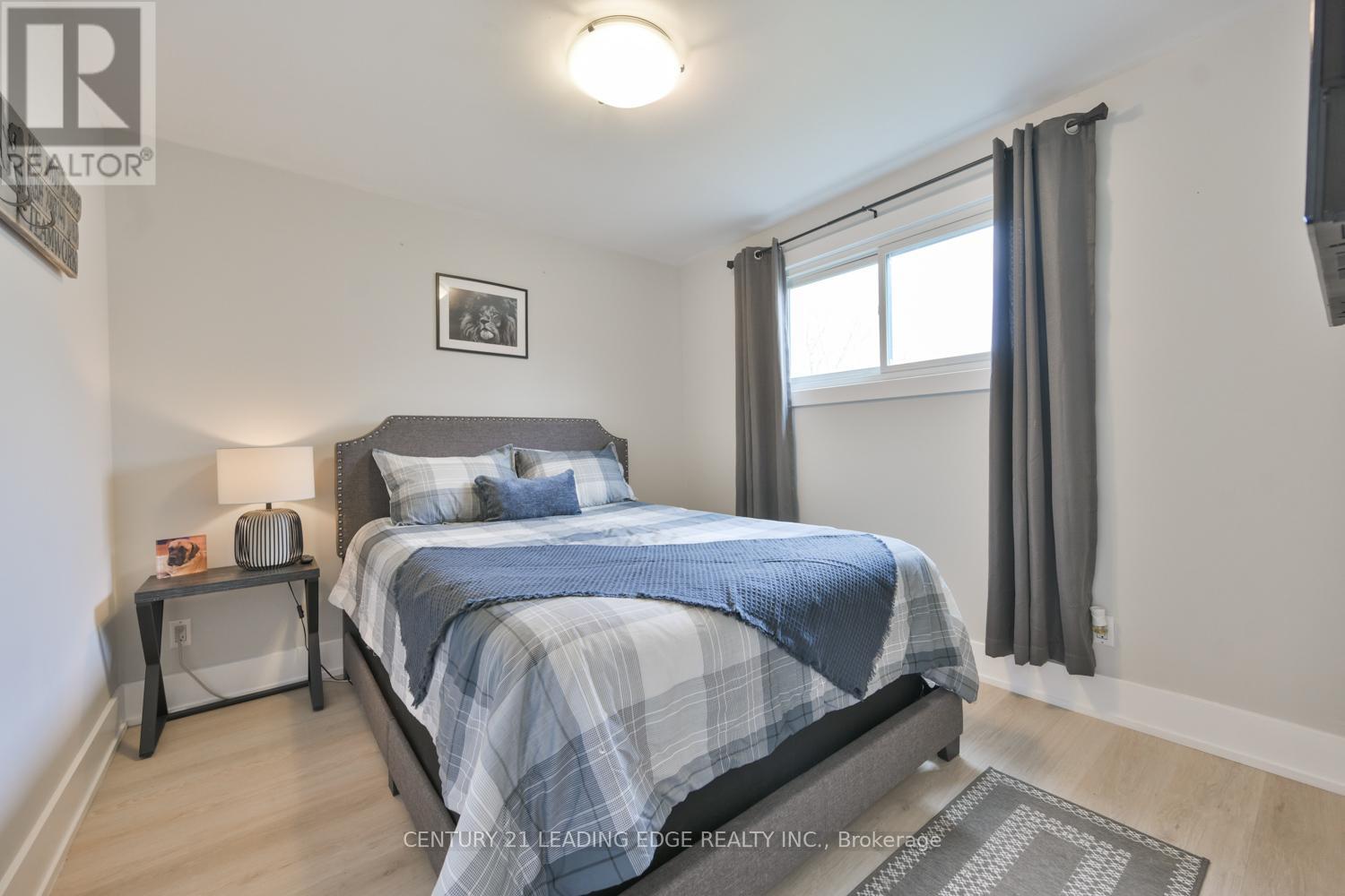 207 Yeates Avenue, Barrie (Painswick North), Ontario  L4N 4C5 - Photo 20 - S13095402