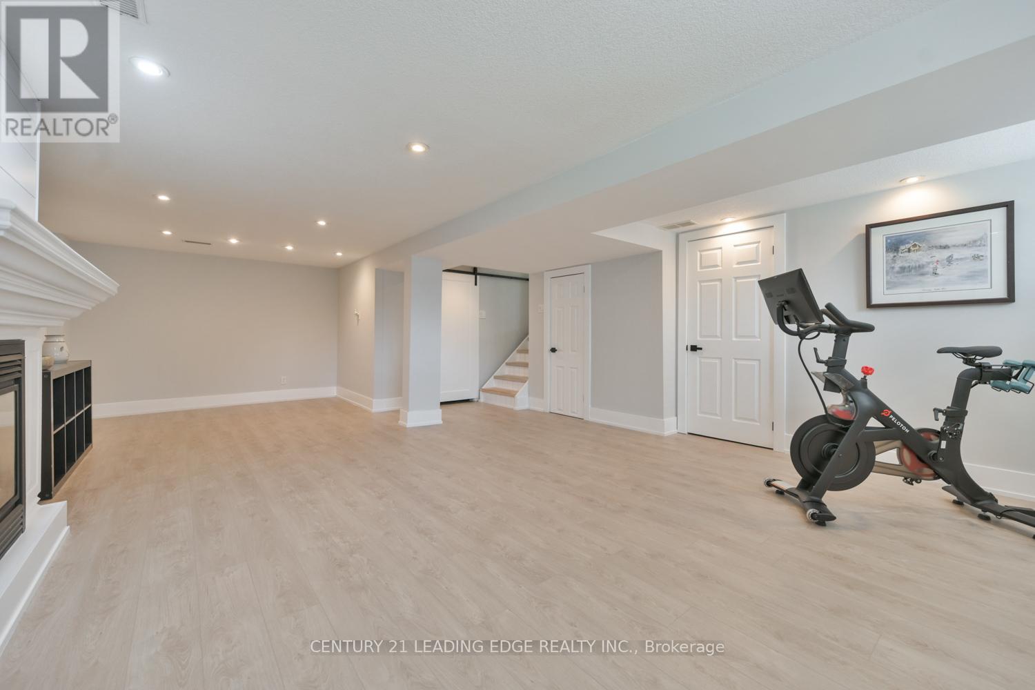 207 Yeates Avenue, Barrie (Painswick North), Ontario  L4N 4C5 - Photo 25 - S13095402