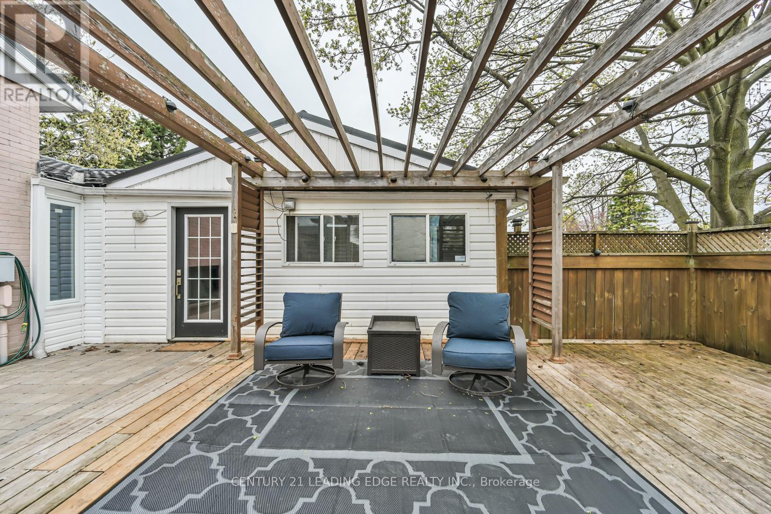 207 Yeates Avenue, Barrie (Painswick North), Ontario  L4N 4C5 - Photo 29 - S13095402