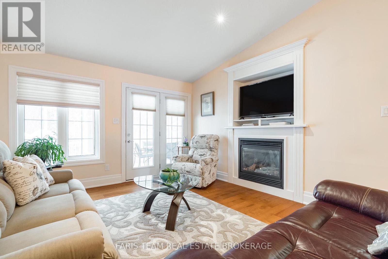 189 Greenway Drive, Wasaga Beach, Ontario  L9Z 0E6 - Photo 15 - S13095494