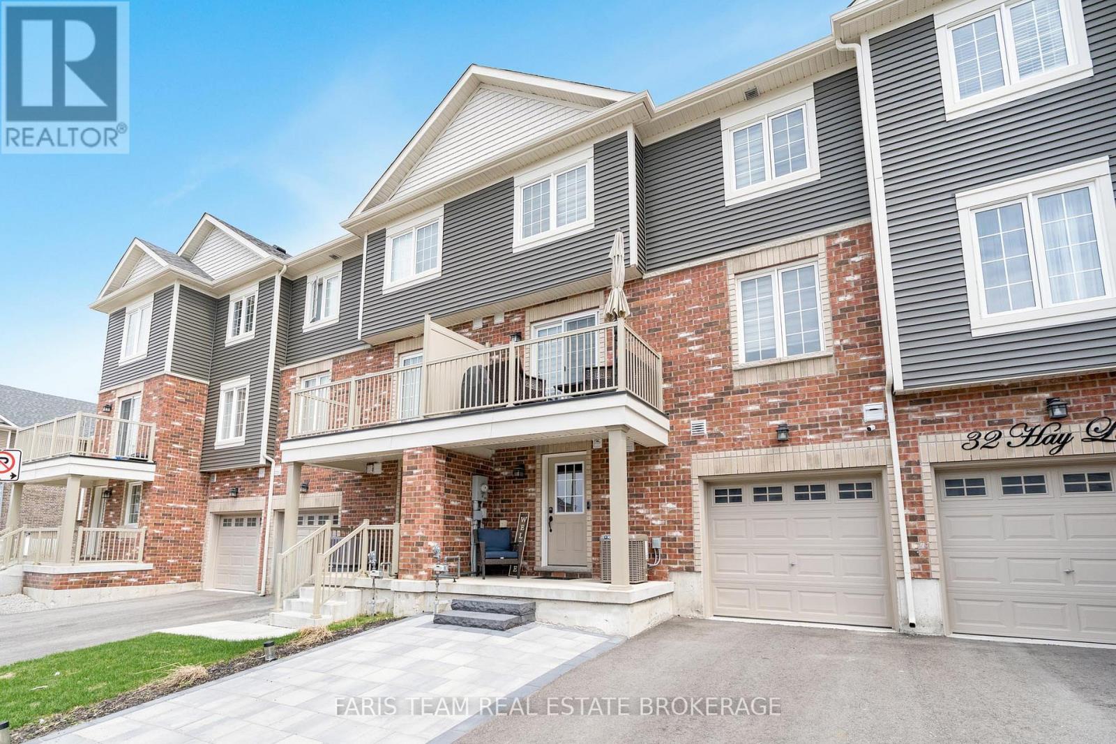 34 HAY LANE, barrie, Ontario