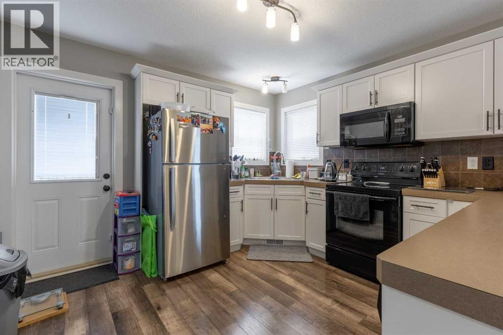 139 Mt Sundial Court W, Lethbridge, Alberta  T1J 5B7 - Photo 8 - A2308025