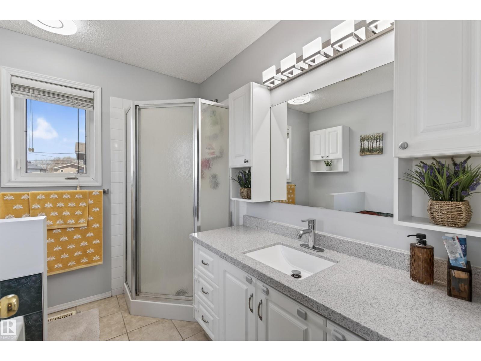 6006 53 Av, Cold Lake, Alberta  T9M 1V5 - Photo 17 - E4486177