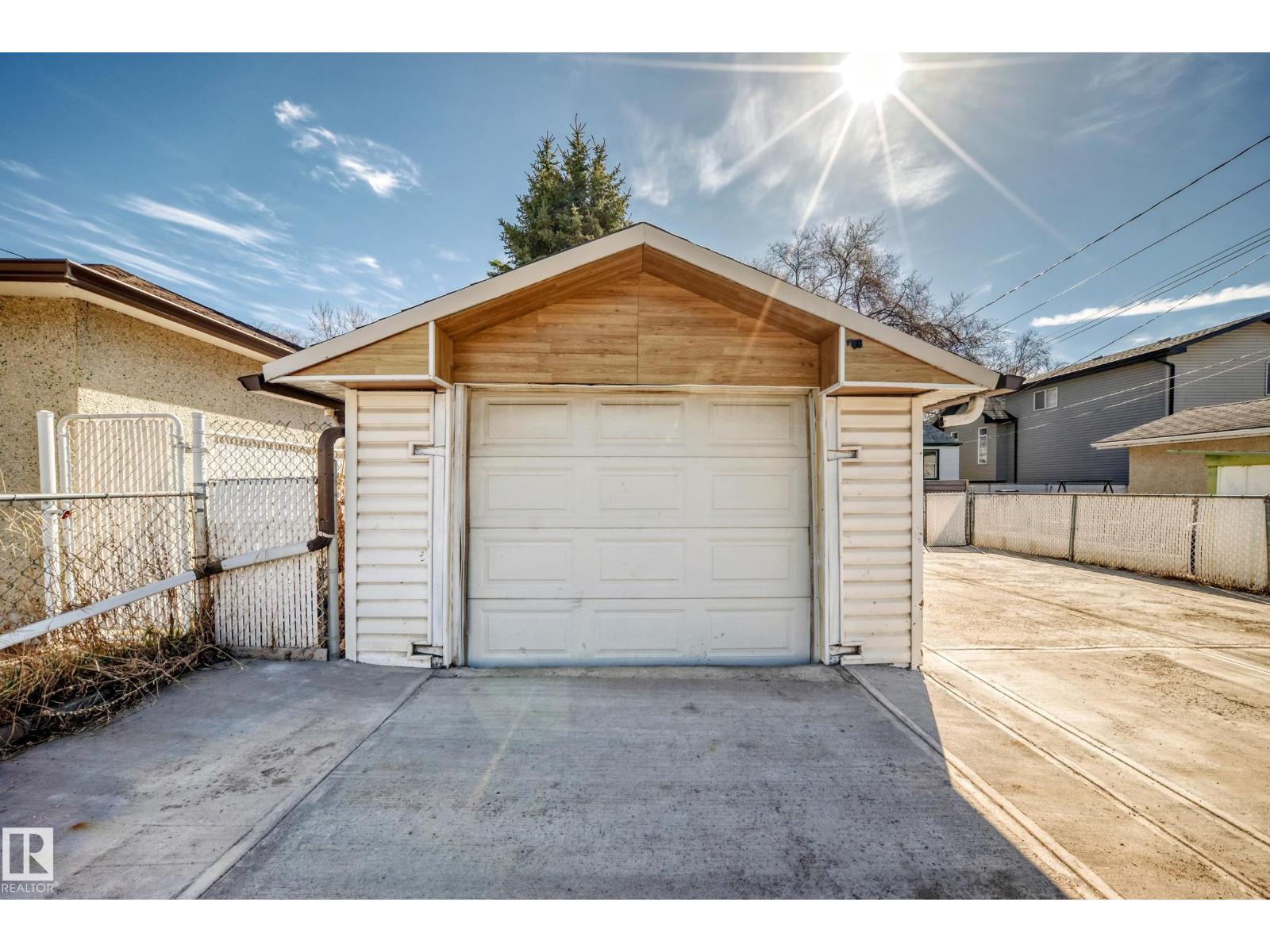 11926 77 St Nw, Edmonton, Alberta  T5B 2G4 - Photo 31 - E4486178
