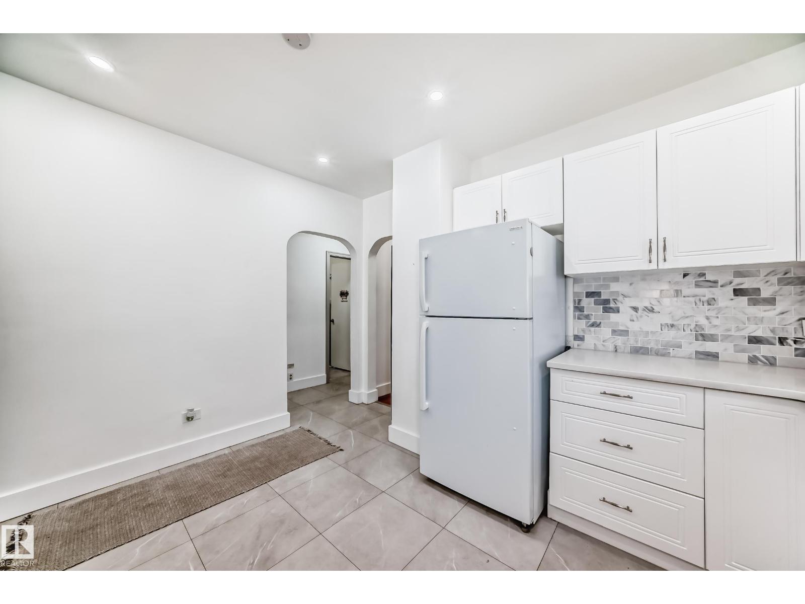 11926 77 St Nw, Edmonton, Alberta  T5B 2G4 - Photo 8 - E4486178