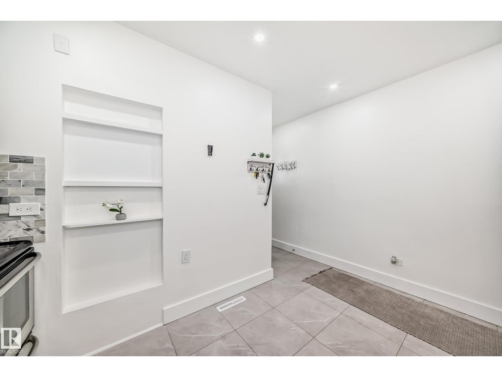 11926 77 St Nw, Edmonton, Alberta  T5B 2G4 - Photo 9 - E4486178