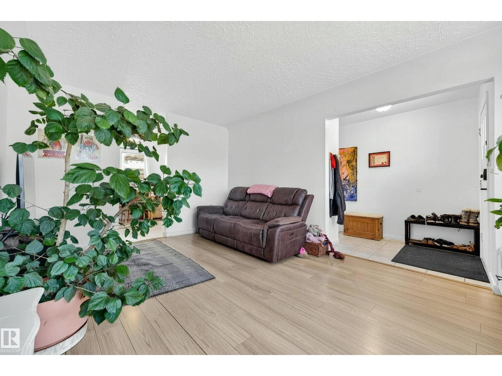 13620 119 Av Nw, Edmonton, Alberta  T5L 2N6 - Photo 4 - E4486179