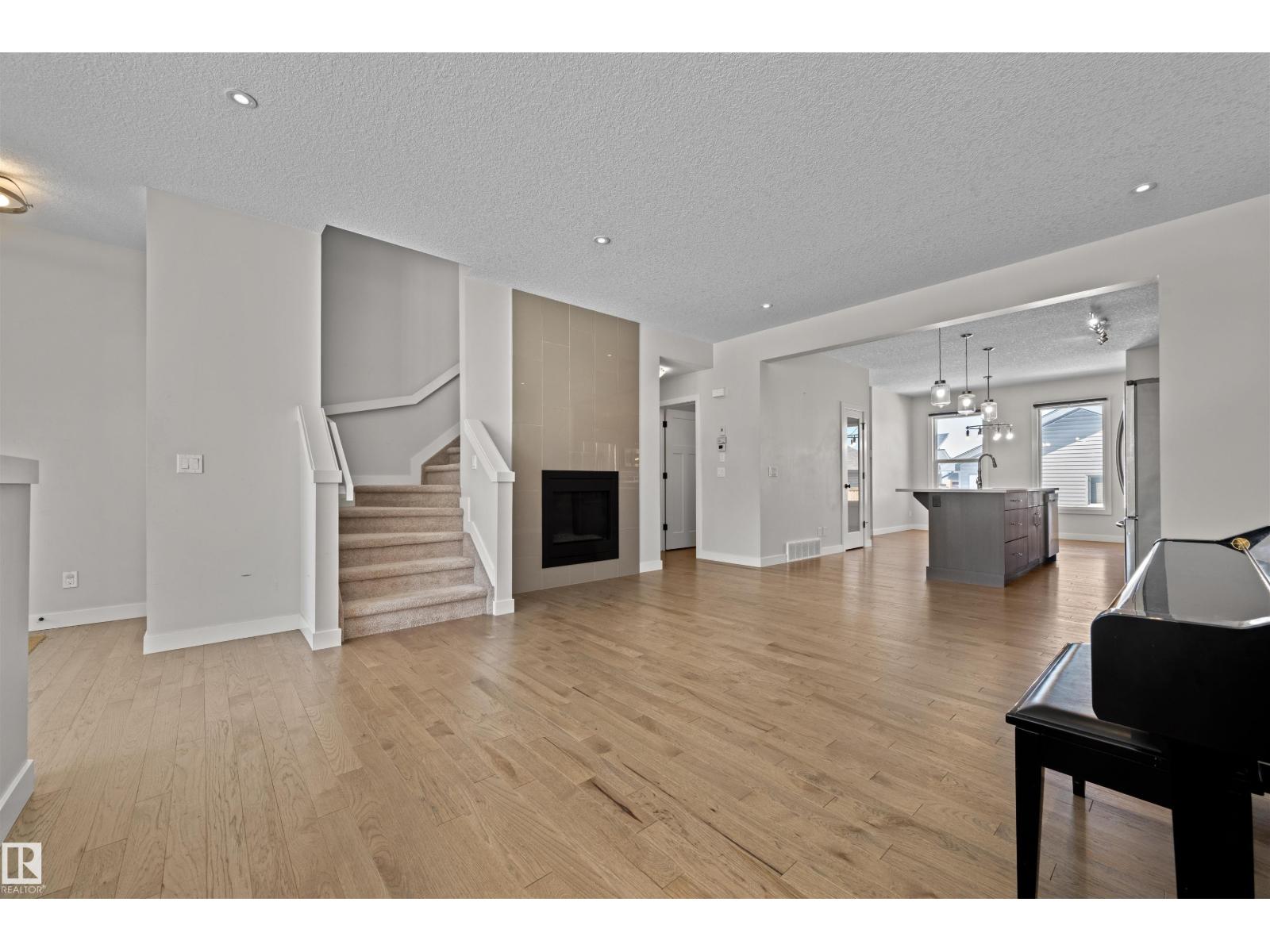 6906 Cardinal Wd Sw, Edmonton, Alberta  T6W 2Y4 - Photo 8 - E4486180