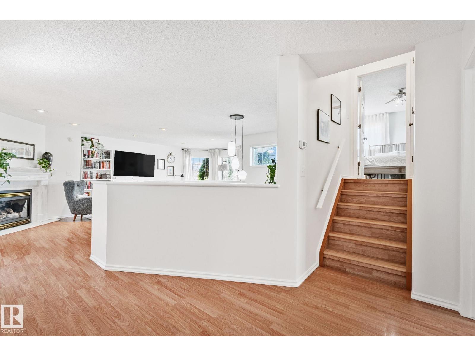 8 Oakridge Dr S, St. Albert, Alberta  T8N 6E4 - Photo 17 - E4486181