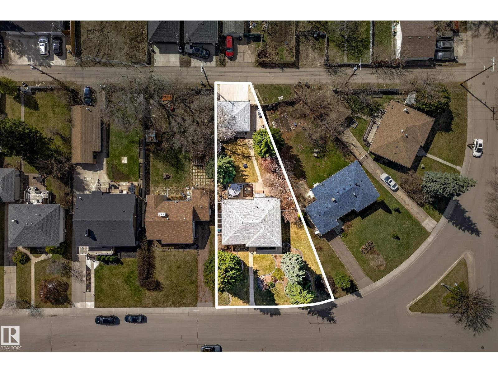 11016 115 St Nw, Edmonton, Alberta  T5H 3L4 - Photo 38 - E4486184