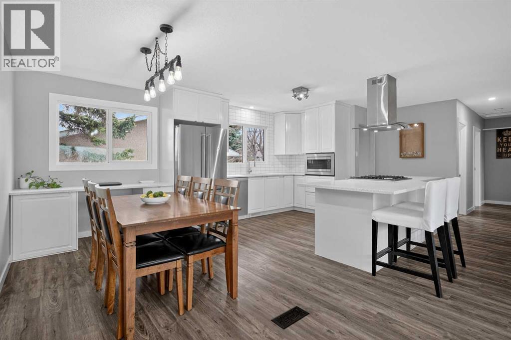 252 Allan Crescent Se, Calgary, Alberta  T2J 0T4 - Photo 7 - A2304472