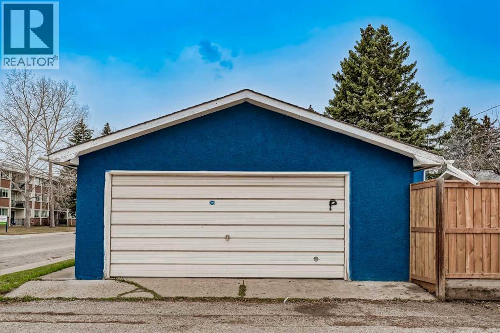 252 Allan Crescent Se, Calgary, Alberta  T2J 0T4 - Photo 39 - A2304472