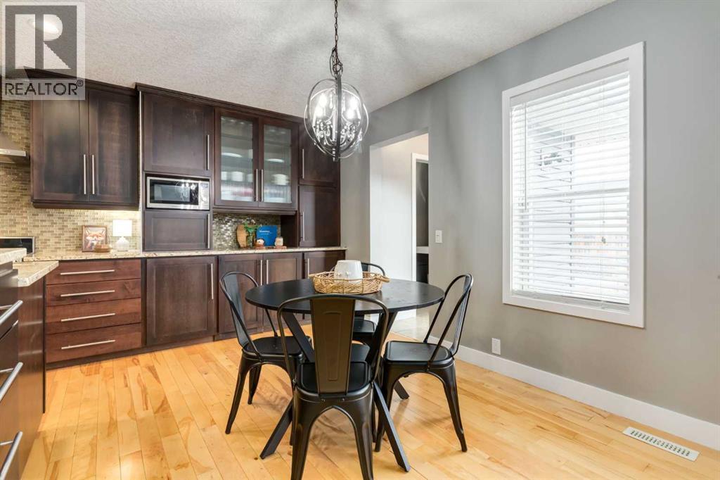 16 Prestwick Road SE, Calgary, Alberta  T2Z 3M2 - Photo 10 - A2306948