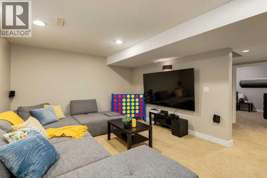 16 Prestwick Road SE, Calgary, Alberta  T2Z 3M2 - Photo 33 - A2306948
