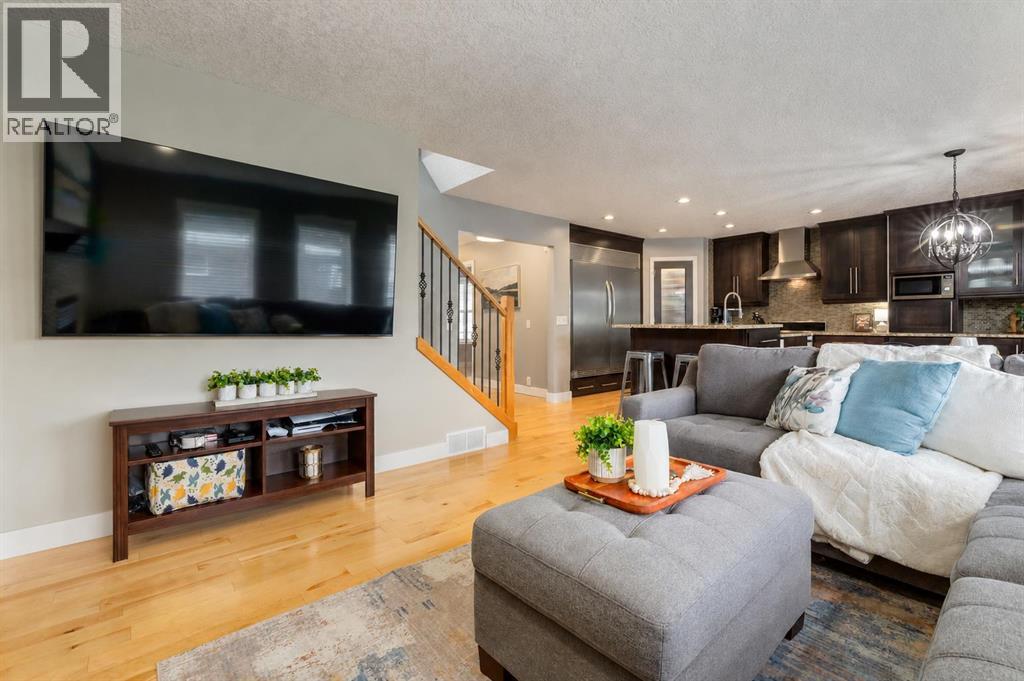 16 Prestwick Road SE, Calgary, Alberta  T2Z 3M2 - Photo 15 - A2306948