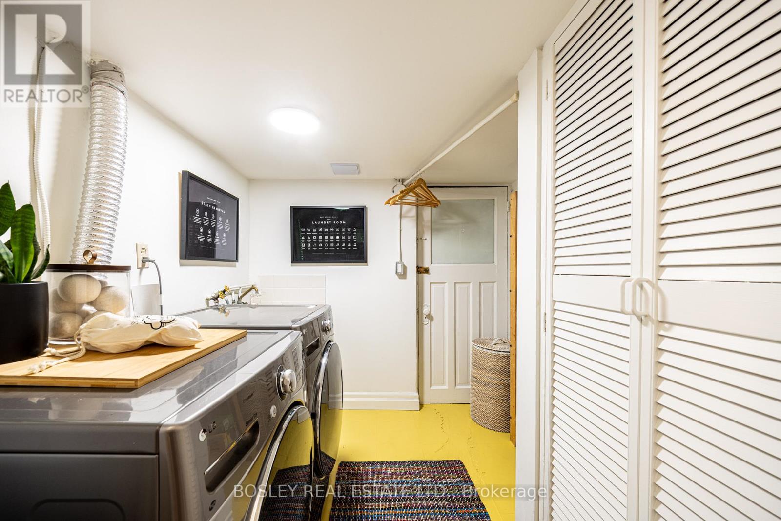 597 Durie Street, Toronto, Ontario  M6S 3H2 - Photo 30 - W13095406