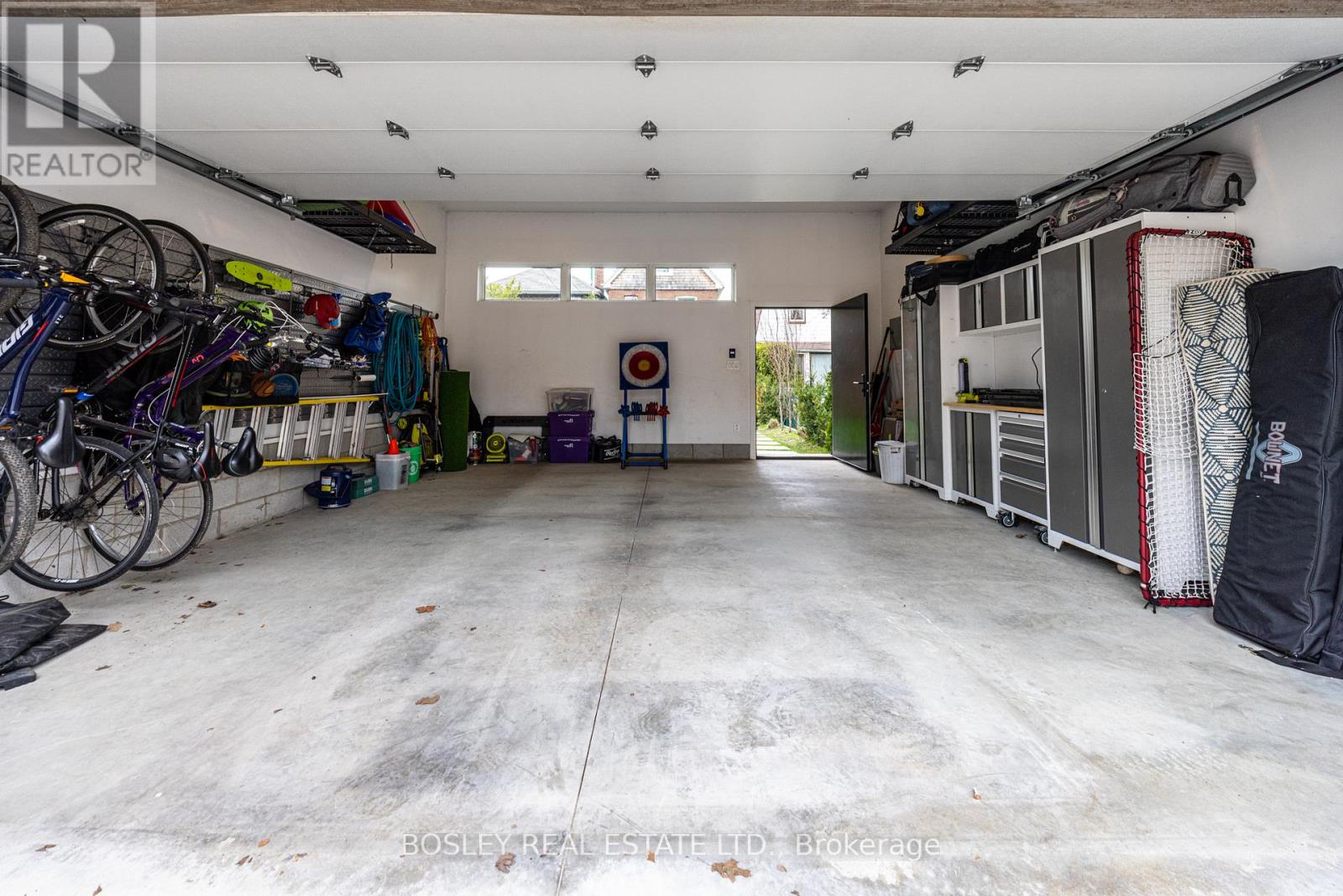 597 Durie Street, Toronto, Ontario  M6S 3H2 - Photo 38 - W13095406