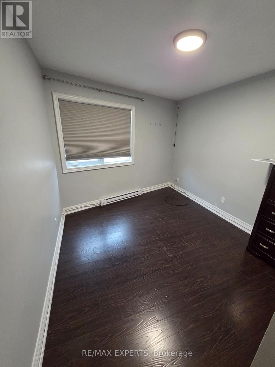 1 - 21 Scarlett Road, Toronto, Ontario  M6N 4J5 - Photo 1 - W13095424