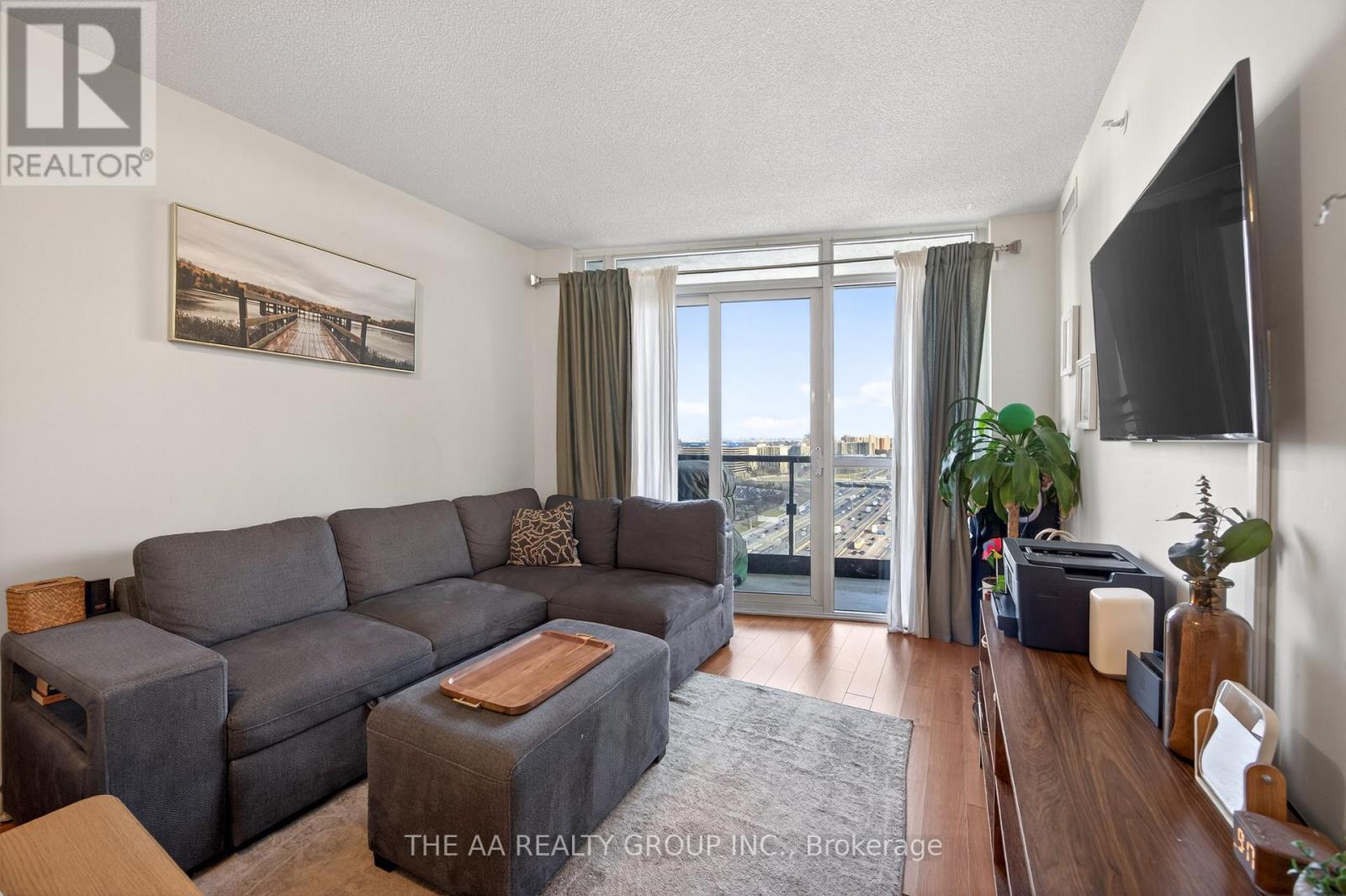 2111 - 5 Valhalla Inn Road, Toronto, Ontario  M9B 0B1 - Photo 12 - W13095430