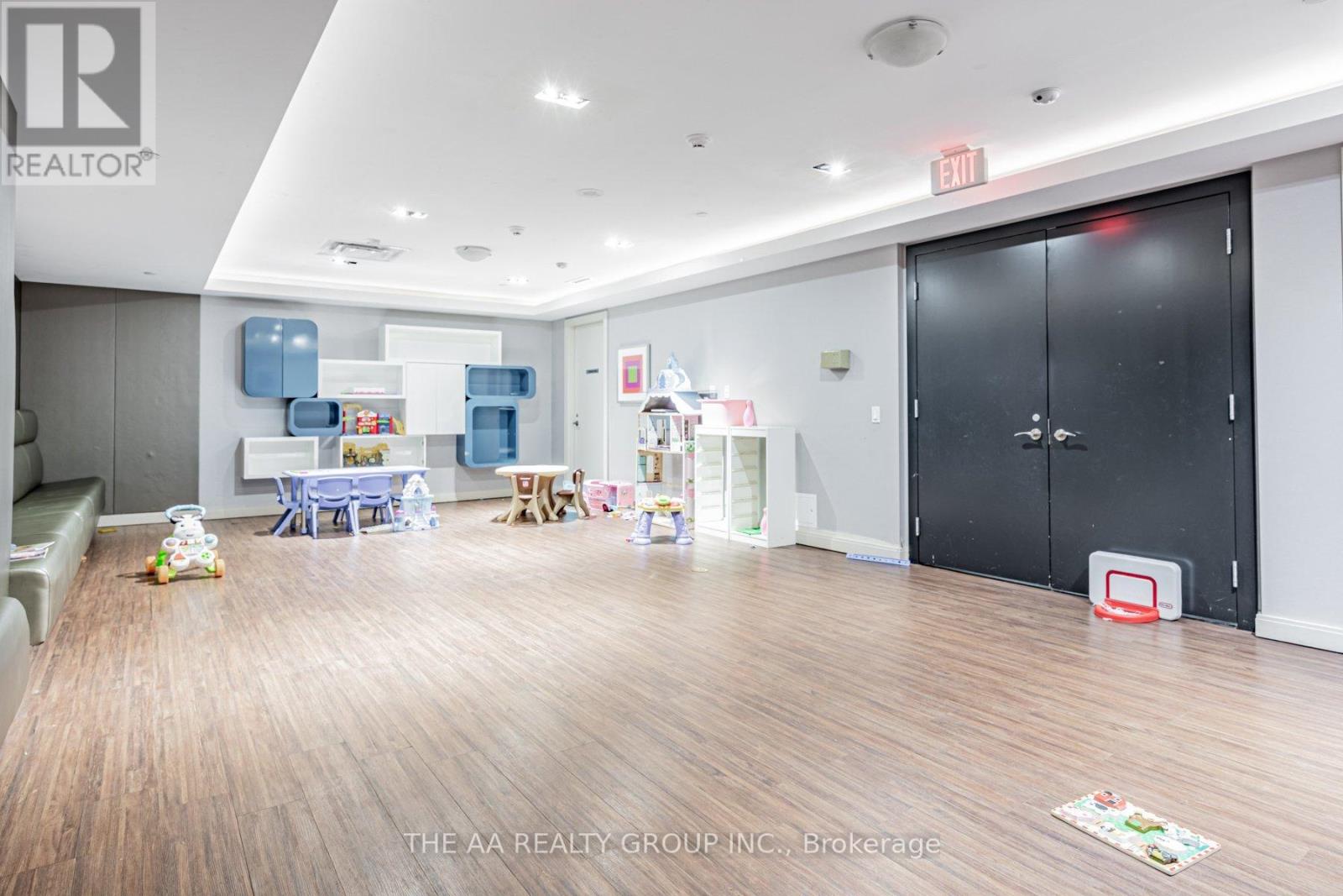 2111 - 5 Valhalla Inn Road, Toronto, Ontario  M9B 0B1 - Photo 35 - W13095430
