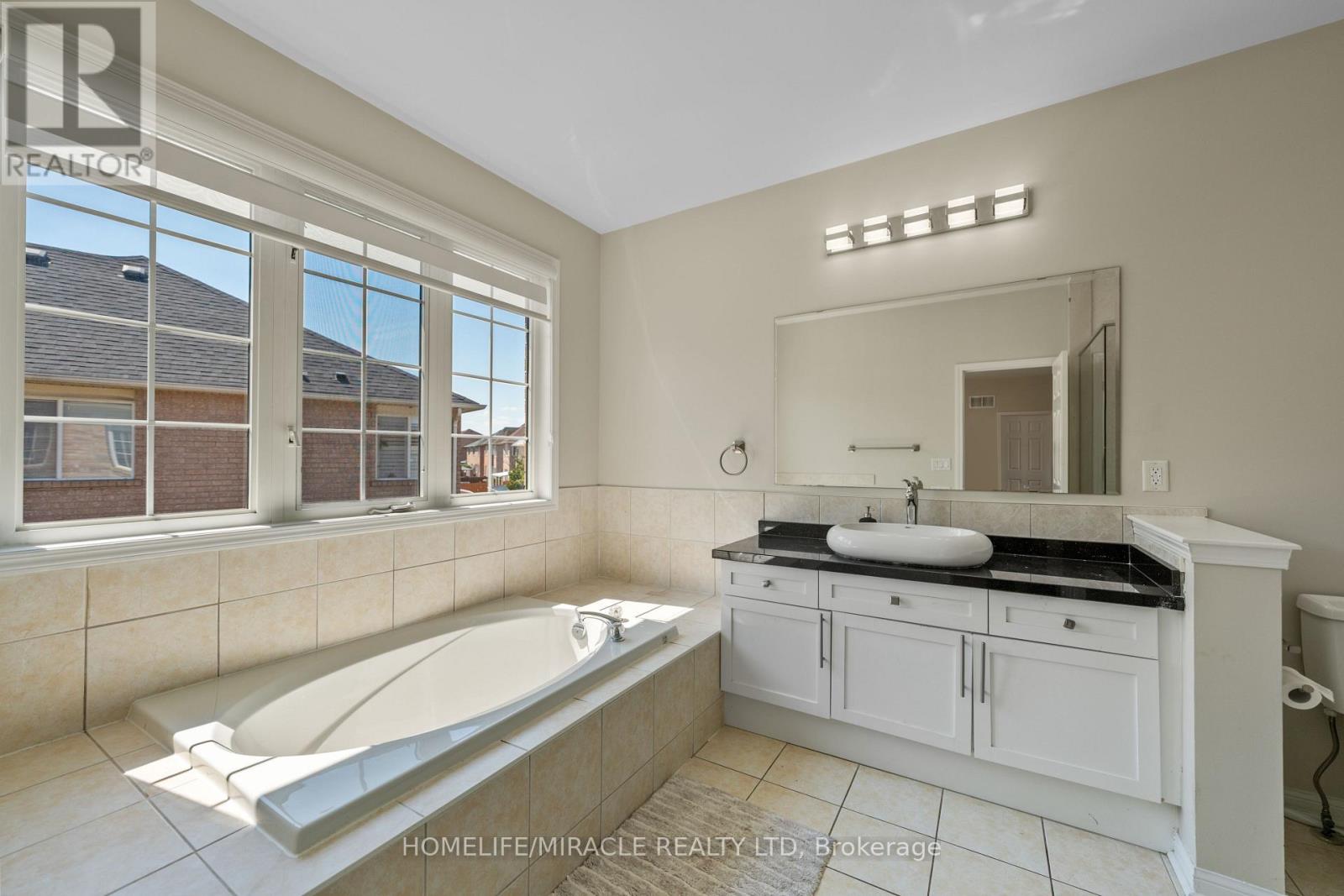 1 Vision Way, Brampton, Ontario  L6P 1H7 - Photo 36 - W13095508