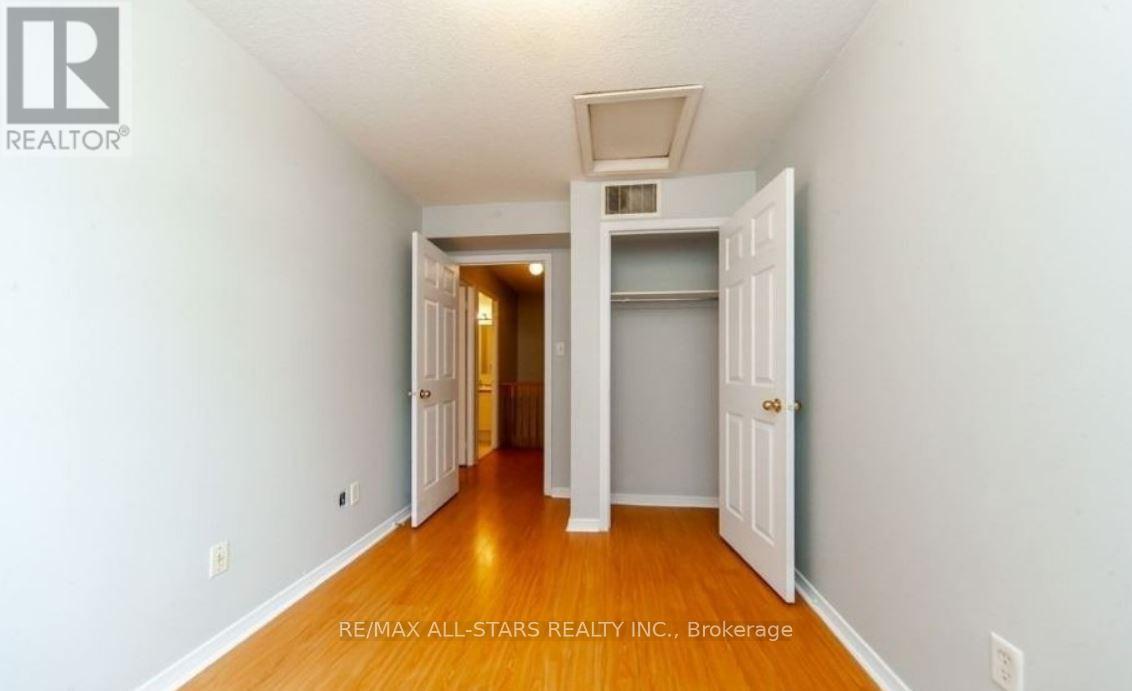 105 - 37 Four Winds Drive, Toronto, Ontario  M3J 1K7 - Photo 21 - W13095512