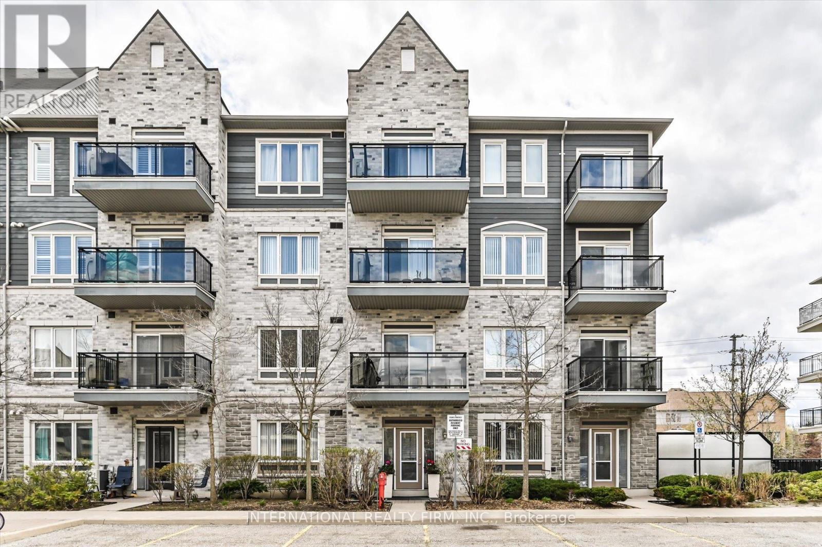 111 - 3075 Thomas Street, Mississauga, Ontario  L5M 0M4 - Photo 1 - W13095582
