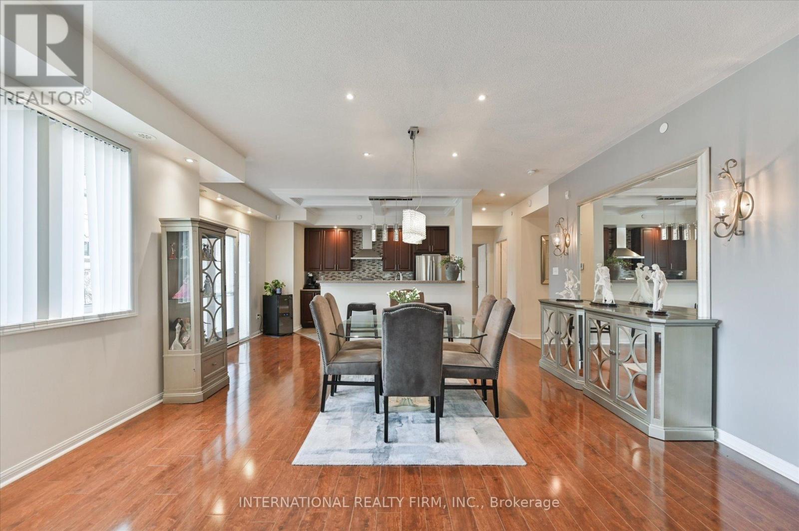 111 - 3075 Thomas Street, Mississauga, Ontario  L5M 0M4 - Photo 6 - W13095582