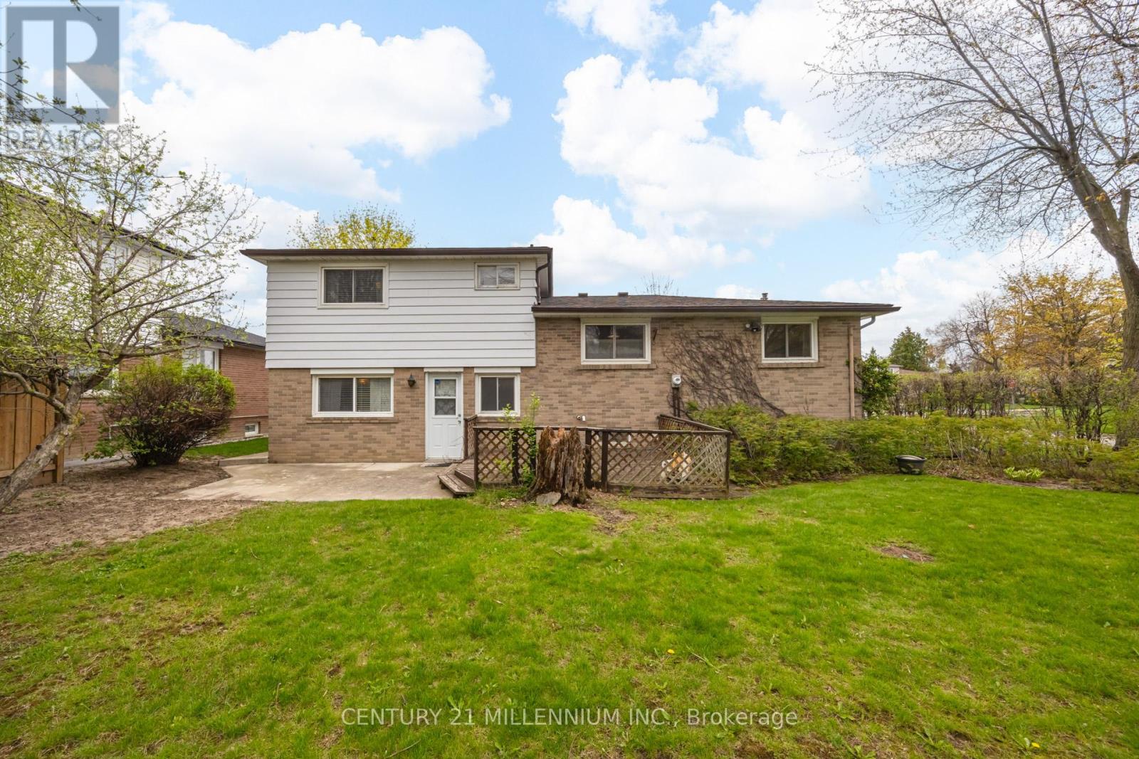 39 Greystone Crescent, Brampton, Ontario  L6Y 2B2 - Photo 22 - W13095614