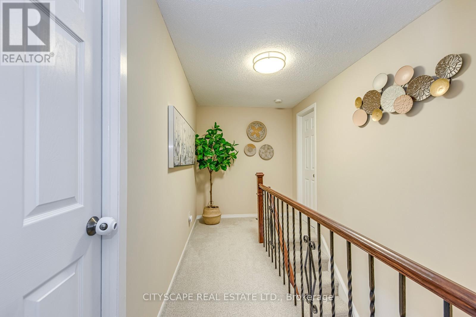 3272 Kings Masting Crescent, Mississauga, Ontario  L5L 1G6 - Photo 11 - W13095622
