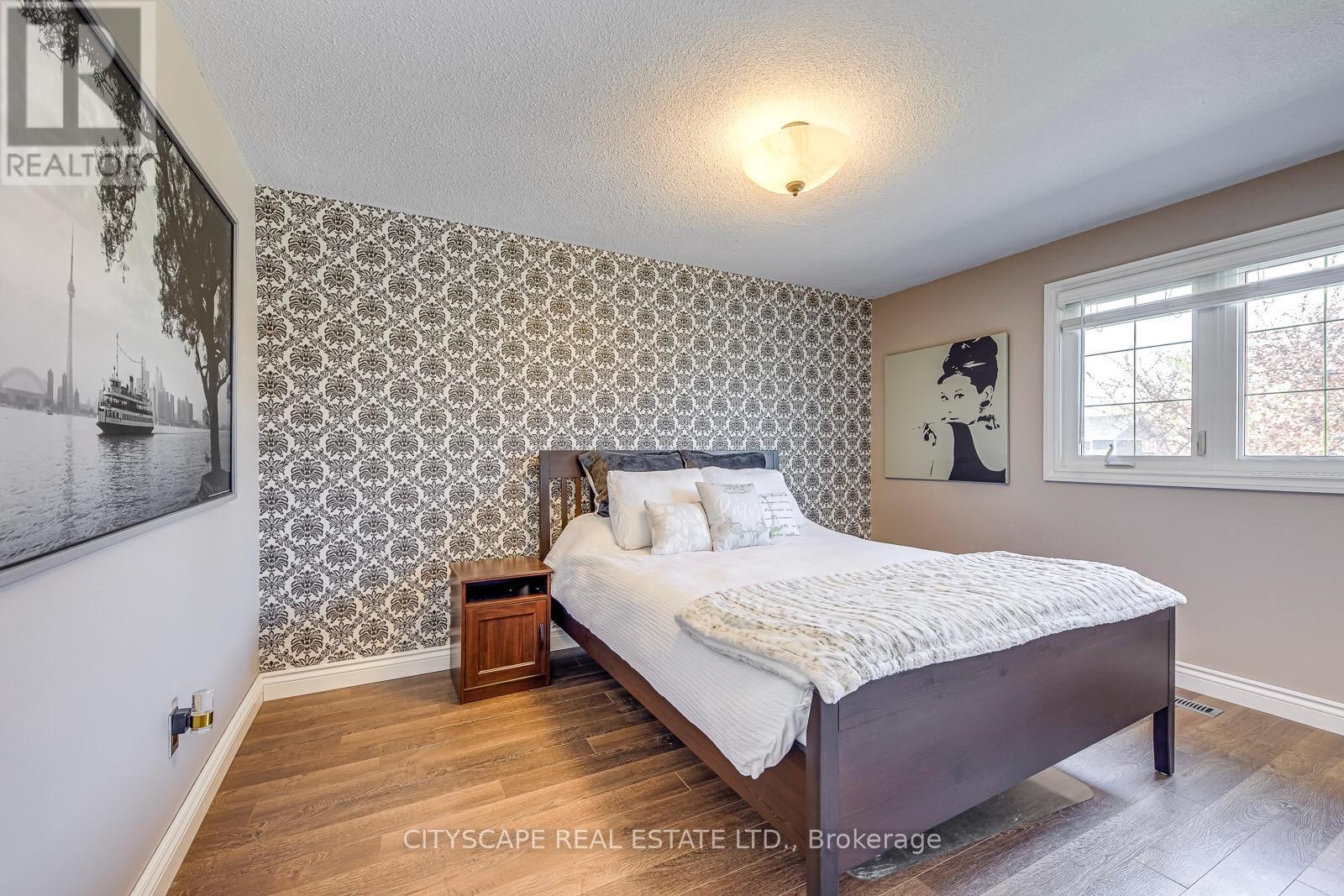 3272 Kings Masting Crescent, Mississauga, Ontario  L5L 1G6 - Photo 15 - W13095622