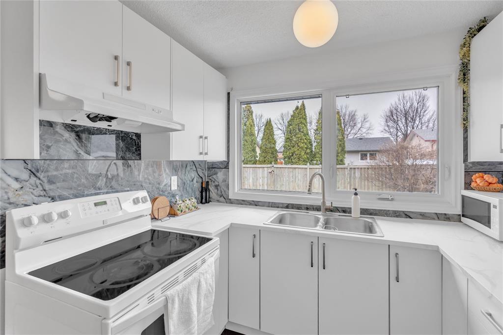 130 Reay Crescent, Winnipeg, Manitoba  R2K 3R1 - Photo 16 - 202609544