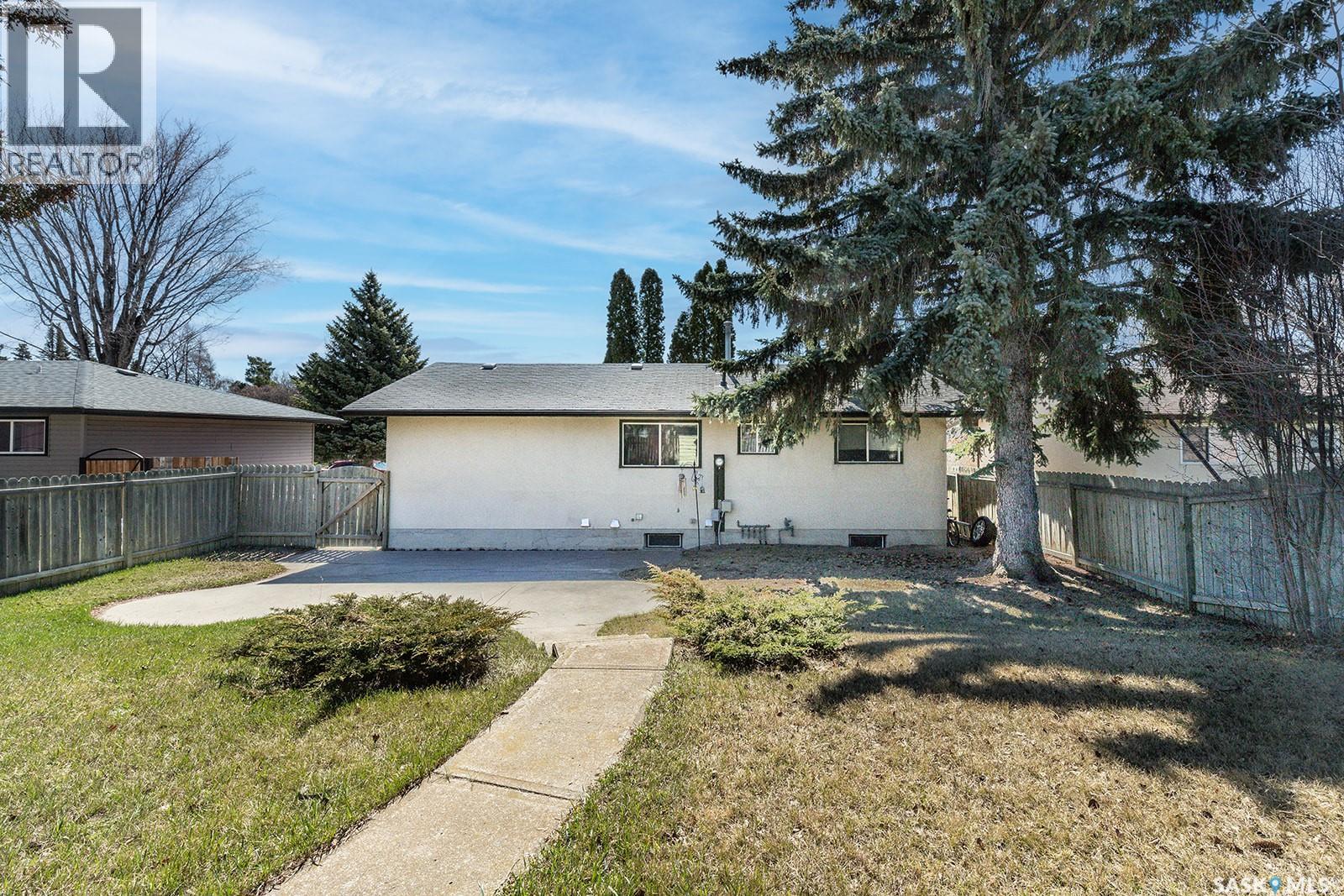 1742 Richardson Road, Saskatoon, Saskatchewan  S7L 4B5 - Photo 28 - SK035175