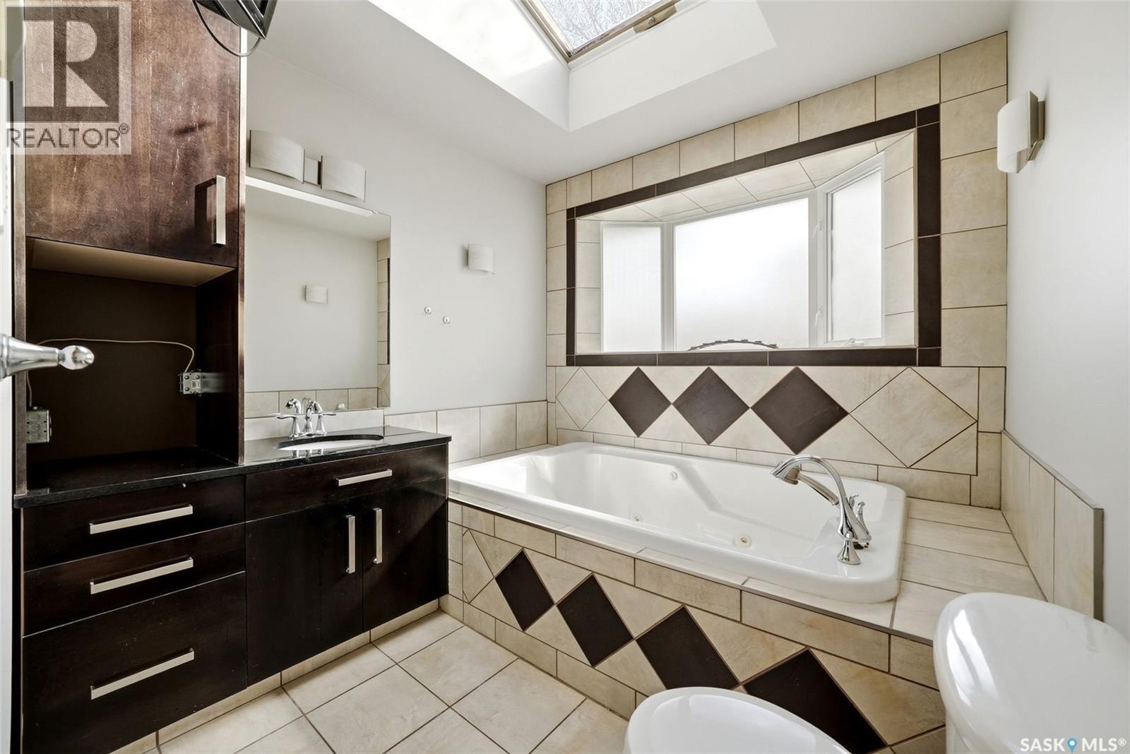 730 Mcintosh Street N, Regina, Saskatchewan  S4R 5Z4 - Photo 13 - SK035120