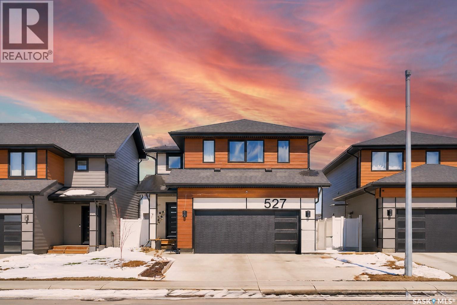 527 Keith Turn, Saskatoon, Saskatchewan  S7V 0Y1 - Photo 1 - SK034904